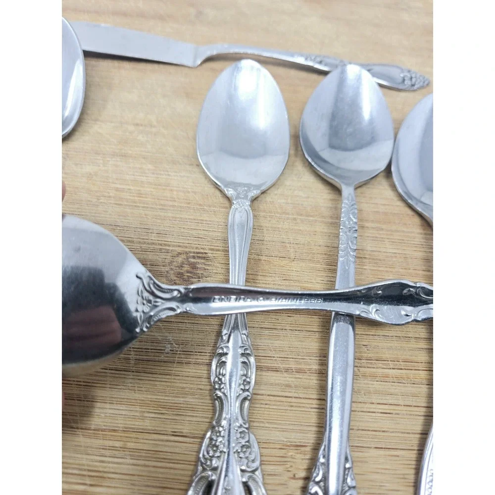 Michelangelo Dinner Forks Oneida Heirloom Stainless Old Cube Logo And‎ Others
